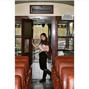 Meet your Posher, Hailee-rae